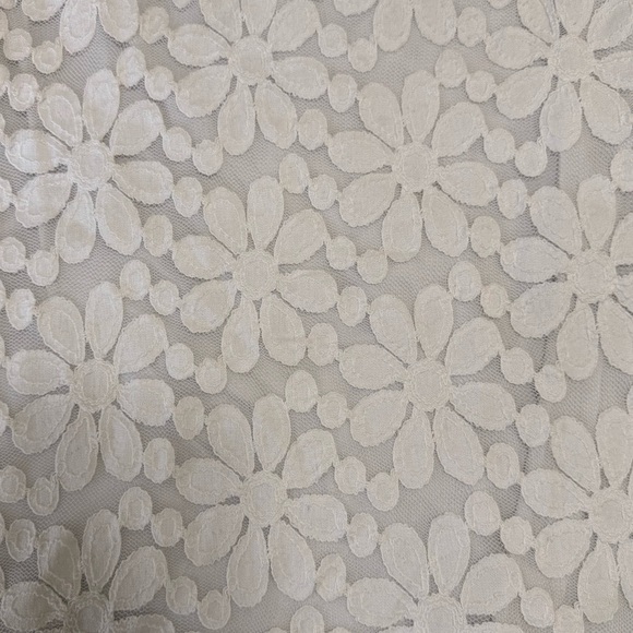 INC International Concepts White Floral Lace Overlay Short Sleeve Top - Picture 2 of 6